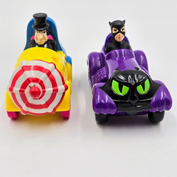 Vintage Catwoman And Penguin McDonald’s Happy Meal Toys 1991 DC Comics Read - Picture 7 of 11